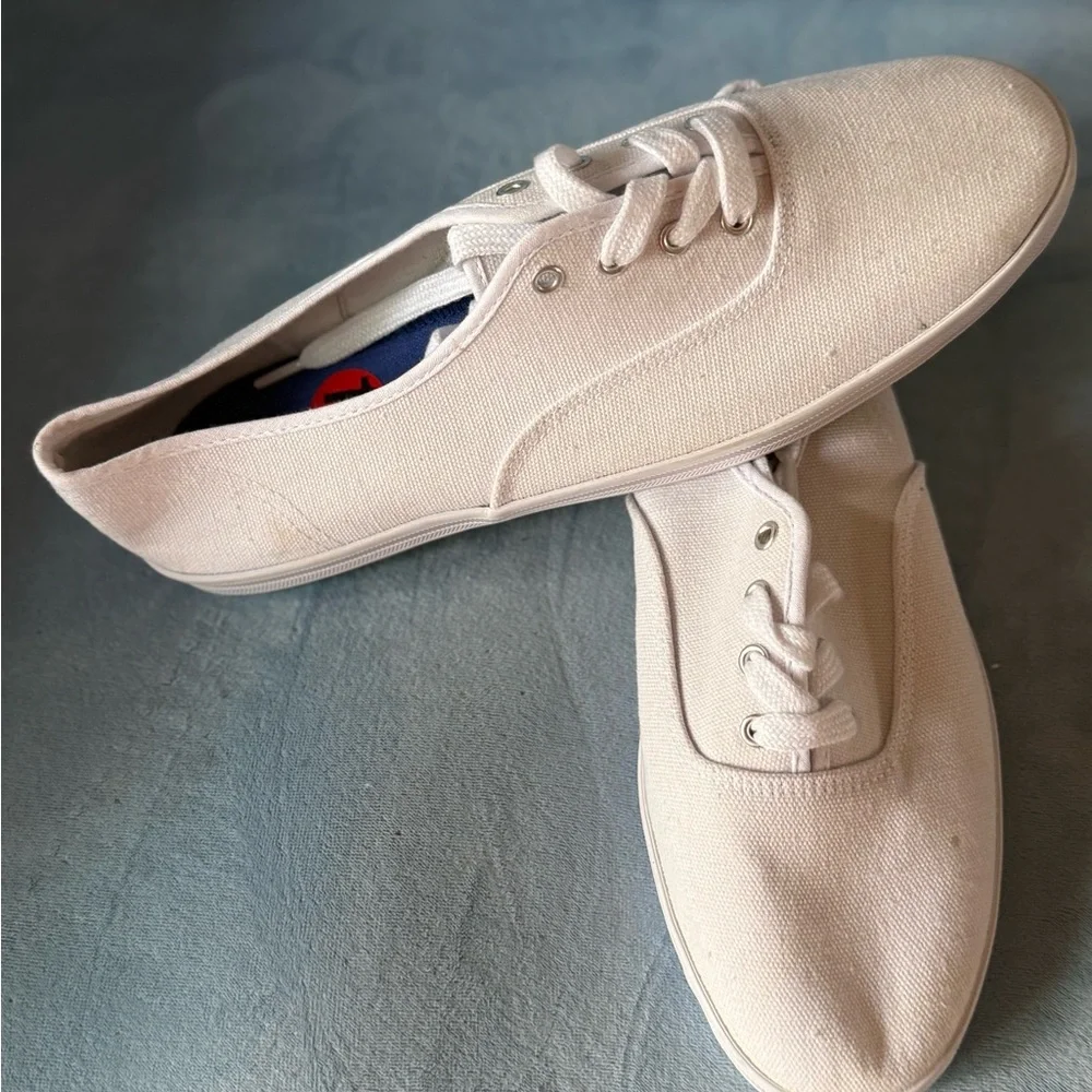 Tommy Bahama stylish white